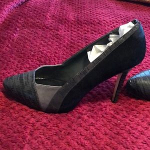 Black and grey pumps